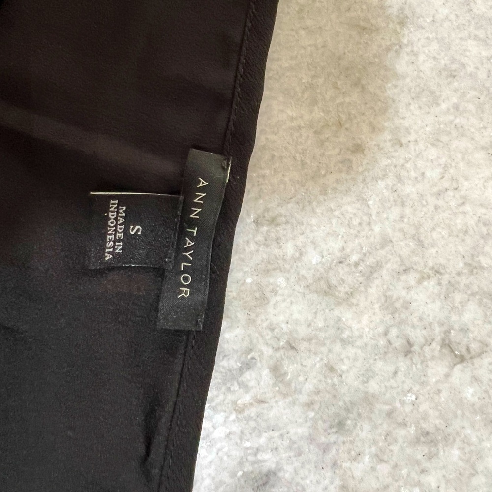 Ann Taylor crepe blouse black